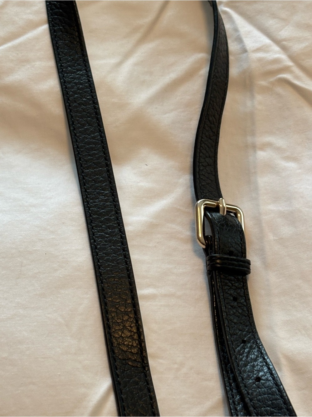 kate spade Two-Tone cream and Black Leather Shoulder Bag signature black tassel - Picture 11 of 14